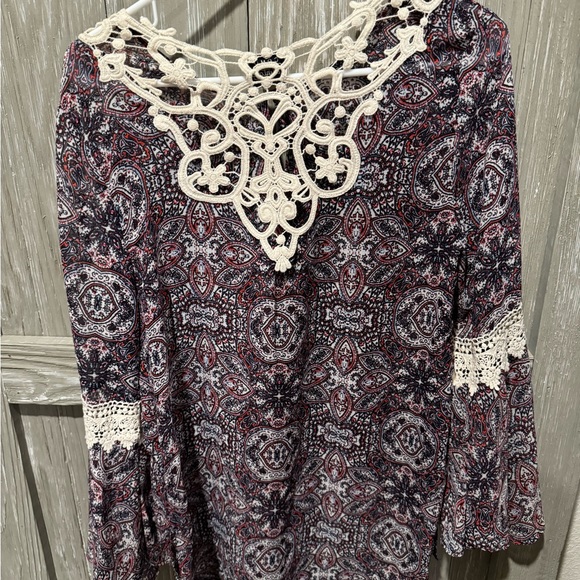 Ladies blouse - Picture 5 of 5